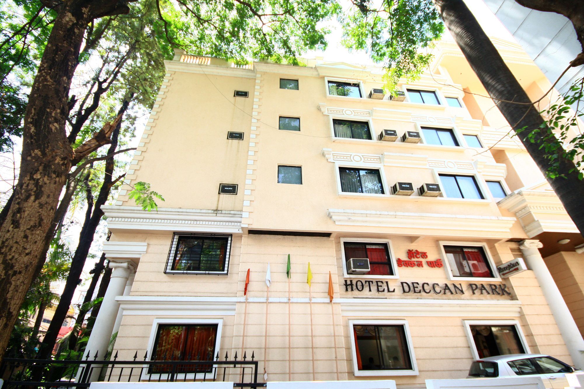 Hotel Deccan Park 3*